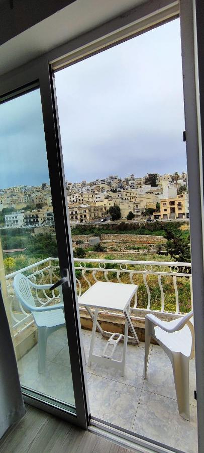 Villa Arjuza - Private Self Catering Bedrooms With Bathroom Is-Swieqi Dış mekan fotoğraf